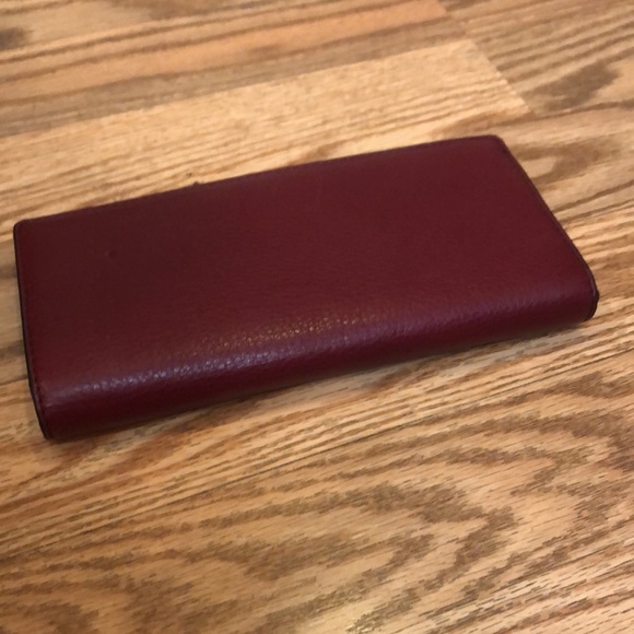 NWOT Marc Jacobs 100% Leather Oxblood Burgundy Maroon Red Fold Medium Wallet - Picture 7 of 12